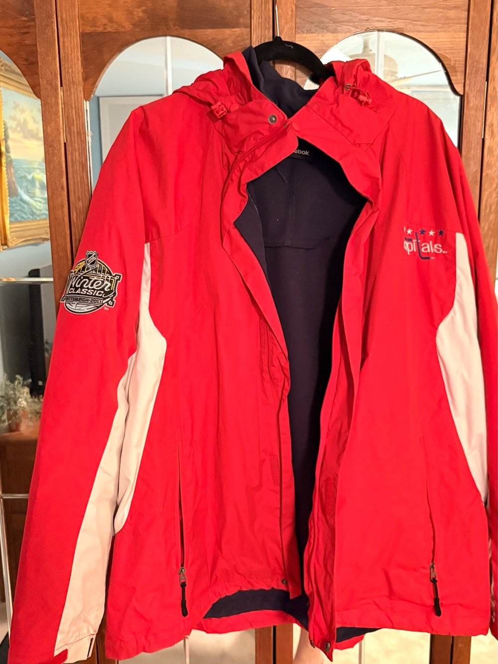Reebok Washington Capitals Winter ClassicRed Hooded Ski Jacket with White Panels